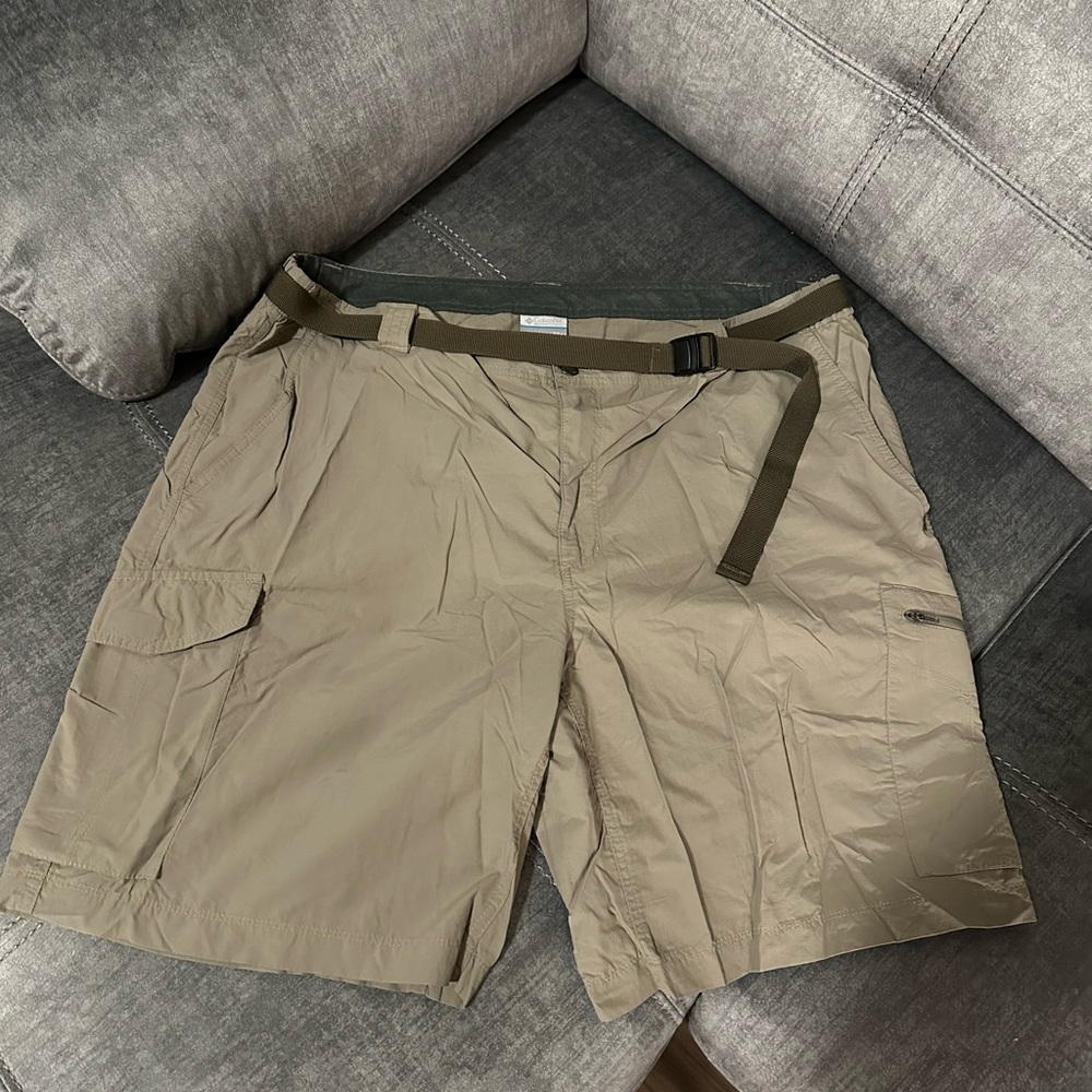 Columbia shorts 44x10